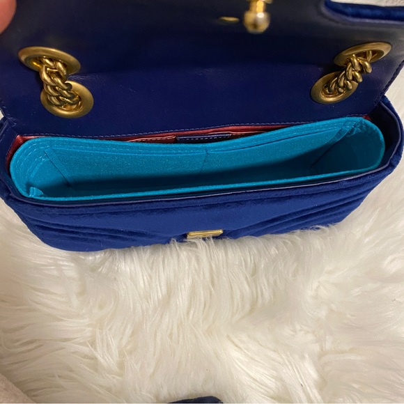 Authentic Gucci Marmont Mini Velvet Bag - Picture 4 of 8